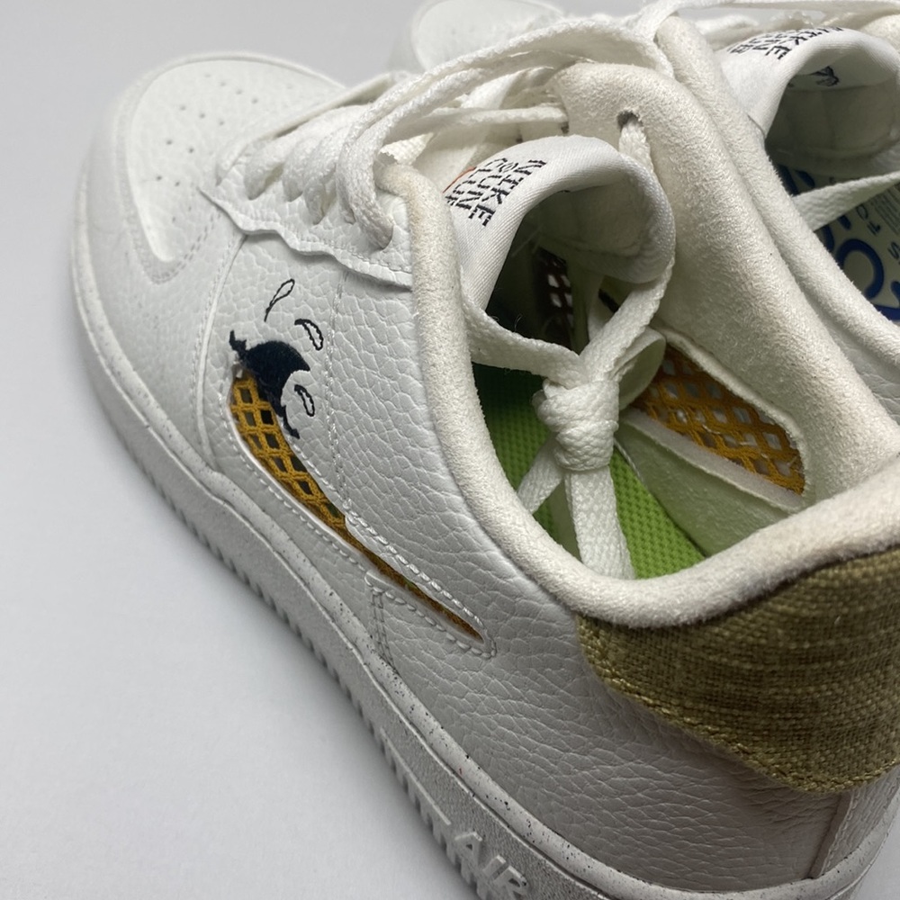 NIKE Air Force 1 LV8 Sun Club Casual Shoes - Picture 8 of 15